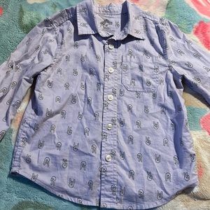 ThereAbouts 4t button up purple shirt with green rock symbol hands